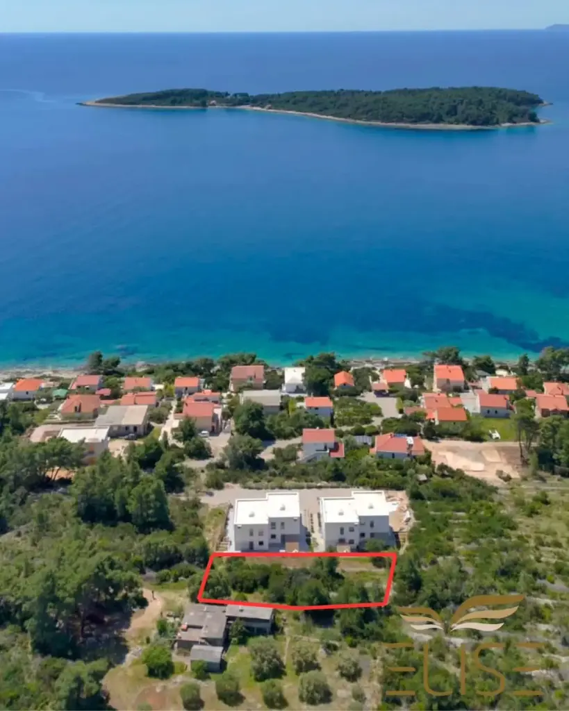 BAUGRUNDSTÜCK MIT PANORAMA - MEERBLICK IN DER BUCHT NOVA